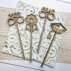 Party picks for crafting, celebrating, and more. 4 picks included that can be used for any which way
